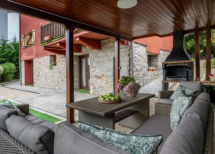 Oasis Villa Pasajes Ancho